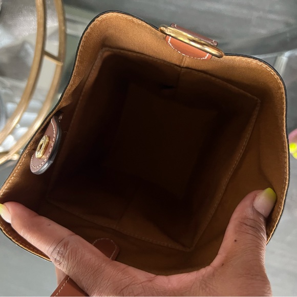 Celine Strap Box Bag - Picture 4 of 5